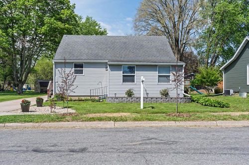 204 S 1st Street, Brooklyn, WI, 53521 | Card Image