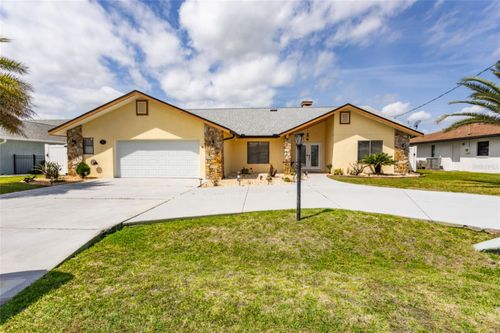 18 Classic Ct S, Palm Coast, FL, 32137-8348 | Card Image