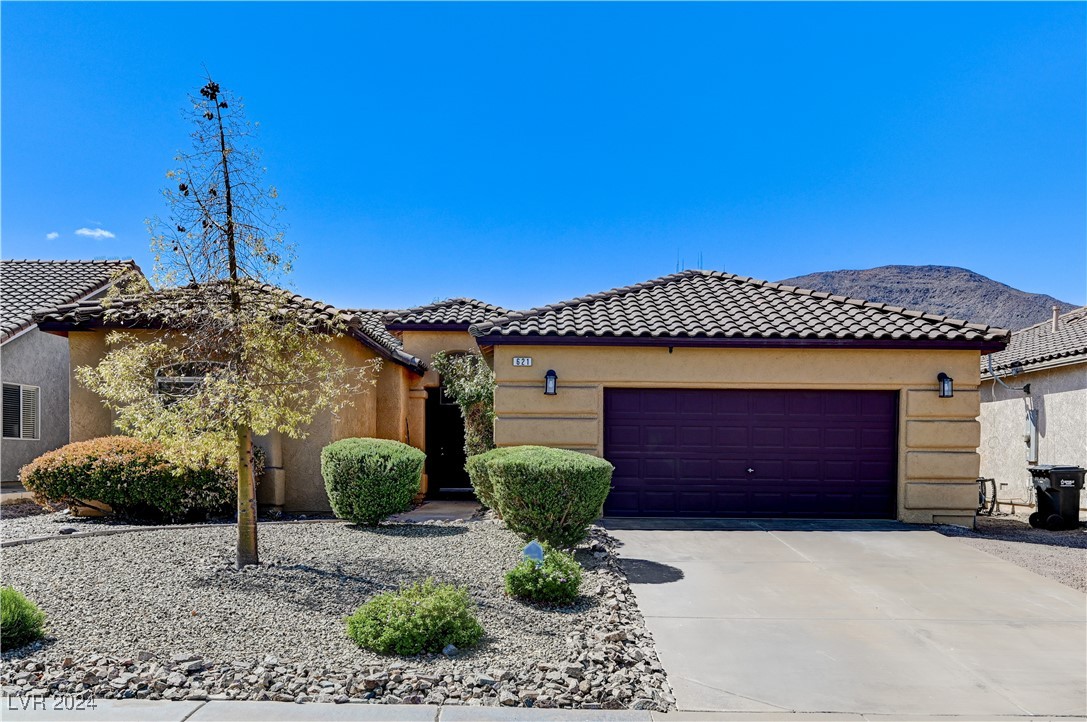 Coolidge Ave, Henderson, NV 89015