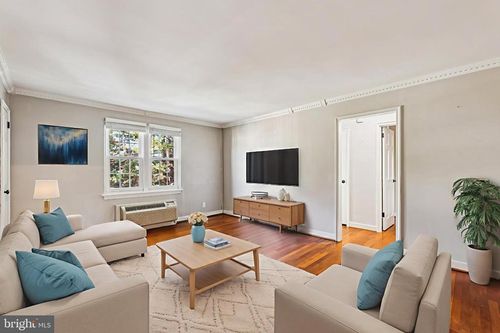 apt-b-117 E Glebe Rd, ALEXANDRIA, VA, 22305-3010 | Card Image