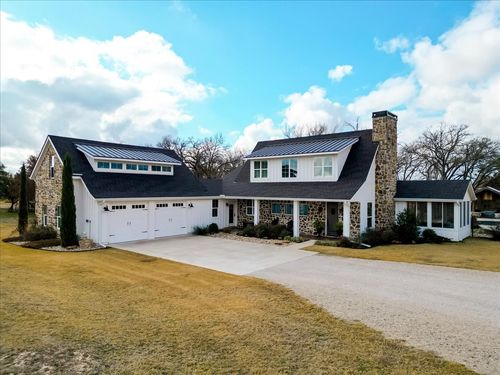 220 Rock Springs Rd, Weatherford, TX, 76088-1116 | Card Image