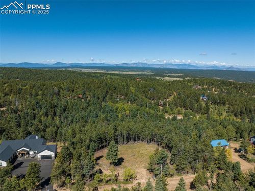 197 Parkview Dr, Woodland Park, CO, 80863-8270 | Card Image