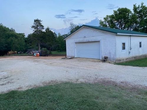 175 Crumble Ln, Crump, TN, 38327-3601 | Card Image