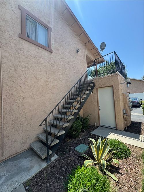unit-d-1382 Via Santiago, Corona, CA, 92882-3840 | Card Image