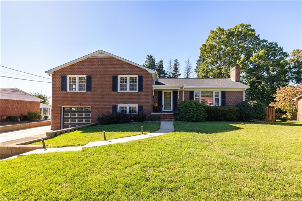 Birchwood Dr, Winston Salem, NC 27103