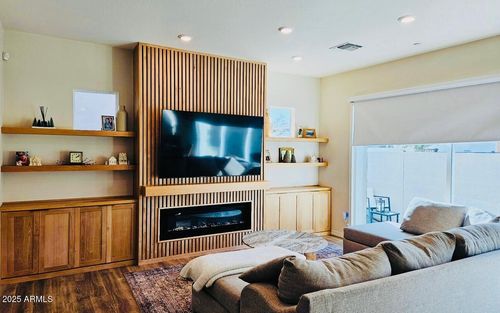 1525 E Megan St, Gilbert, AZ, 85295-0309 | Card Image