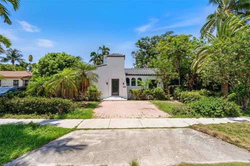 1108 Harrison St, Hollywood, FL, 33019-1510 | Card Image