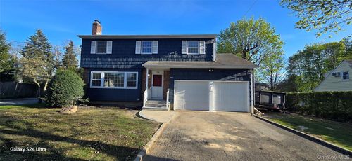 b-37 E 14th St, Huntingtn Sta, NY, 11746-2414 | Card Image