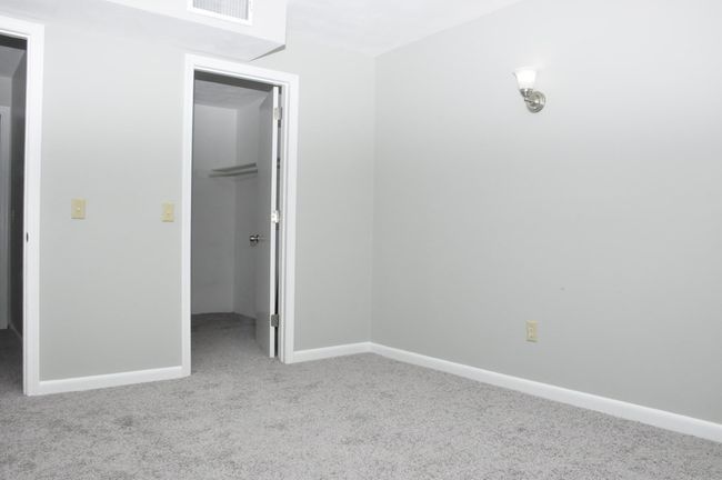 APT-2-4 - 176 Maple Ave, Condo with 2 bedrooms, 1 bathrooms and 1 parking in Rutland MA | Image 8