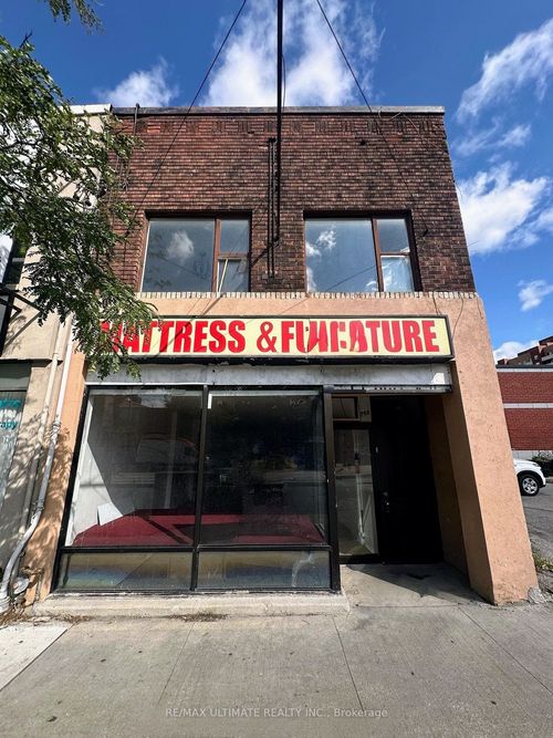 566 St Clair Ave W, Toronto, ON, M6C1A5 | Card Image