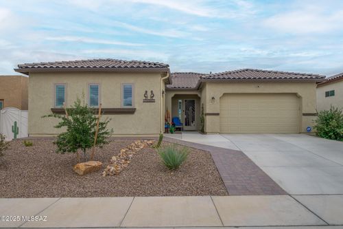 822 N Camino Cerro Morado, Green Valley, AZ, 85614-0035 | Card Image