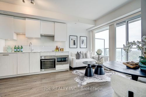 3009-195 Redpath Avenue, Toronto, ON, M4P0E4 | Card Image