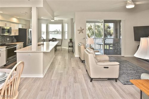 apt-226-8096 Queen Palm Ln, FORT MYERS, FL, 33966-6449 | Card Image