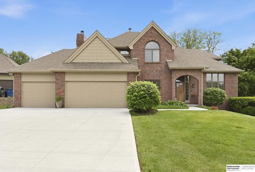 15917 Lamp Circle, Omaha, NE, 68118 | Card Image