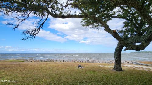 187 Pamlico Pkwy, Beaufort, NC, 28516-6643 | Card Image