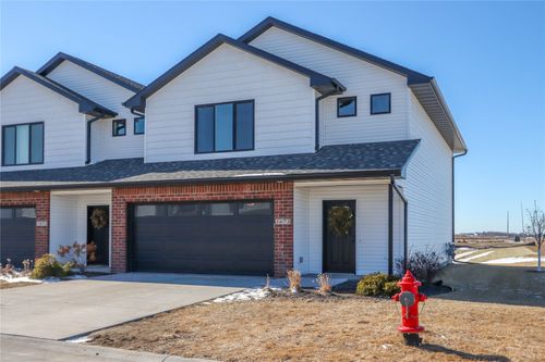 1673 Aspen Ct Ne, North Liberty, IA, 52317 | Card Image