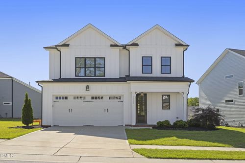 2020 Moonraker Dr, Fuquay-Varina, NC, 27526-3421 | Card Image