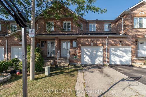 45-200 Cresthaven Rd, Brampton, ON, L7A1J5 | Card Image