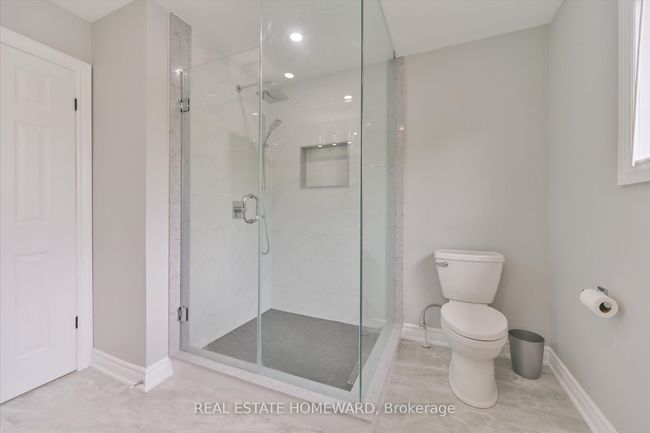 1221 Grandview Dr, House other with 5 bedrooms, 4 bathrooms and 4 parking in Oakville ON | Image 27