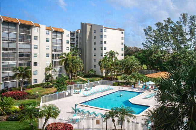 APT-708B - 3910 Inverrary Blvd, Condo with 3 bedrooms, 3 bathrooms and null parking in Lauderhill FL | Image 37