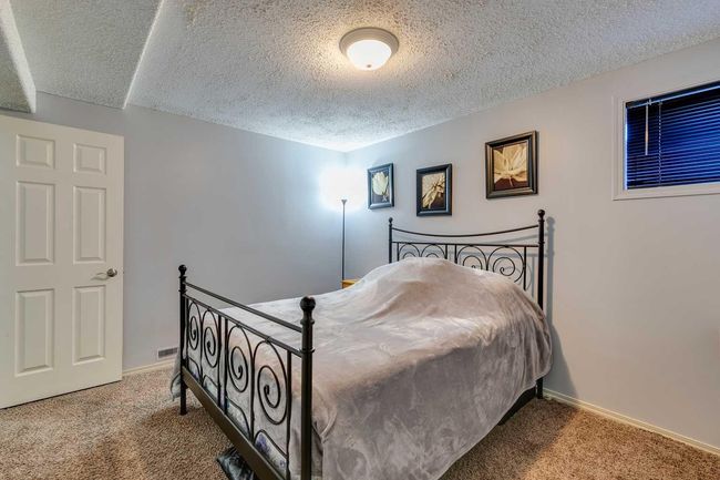 23 Chaparral Ridge Terr Se, Townhouse with 3 bedrooms, 3 bathrooms and 2 parking in Calgary AB | Image 31