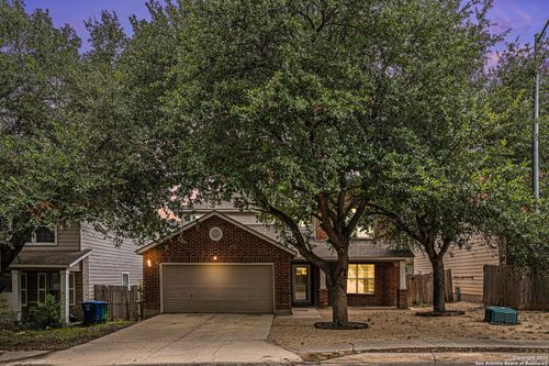 10131 Cedarcliff, San Antonio, TX, 78245-1167 | Card Image