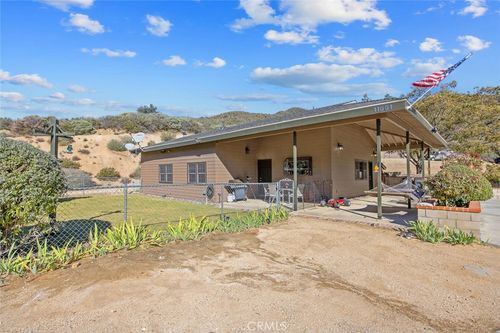 11551 Lonesome Valley Rd, Leona Valley, CA, 93551-7618 | Card Image