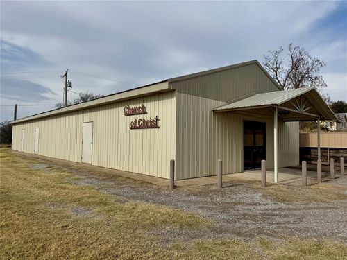 601 E 1st St, Cement, OK, 73017 | Card Image