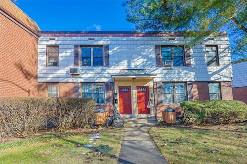 a-70-07 Park Dr E, Flushing, NY, 11367-1951 | Card Image