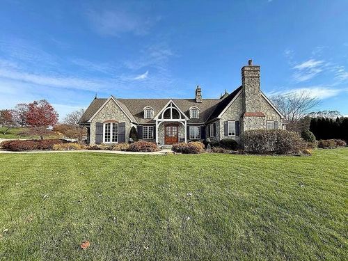 1436 Greenbrier Drive, Mount Vernon, OH, 43050 | Card Image