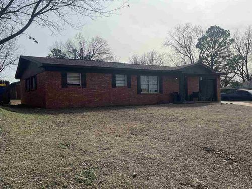 801 E Maple Ave, Stillwater, OK, 74074-3730 | Card Image