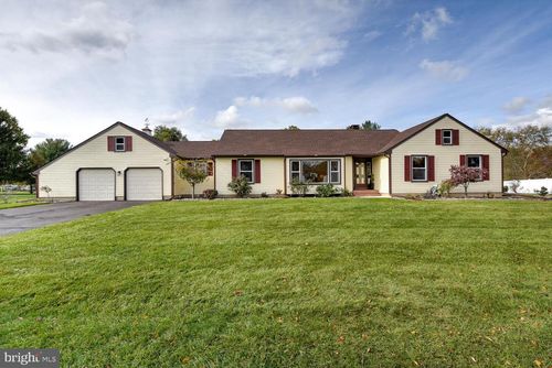 5 Glengarry Way, WEST WINDSOR, NJ, 08550-3033 | Card Image