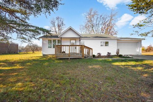 7815 Randolph St, Culver, IN, 46511-7000 | Card Image