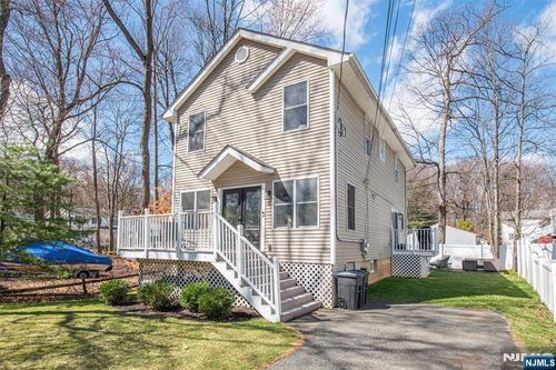 15 Orange Trl, Denville, NJ, 07834-1105 | Card Image