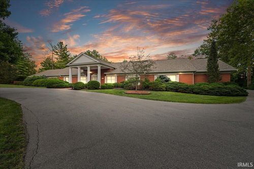 709 S Wynnwood Ln, Bloomington, IN, 47401-5421 | Card Image