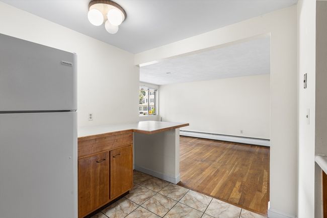APT-6 - 50 Tuttle St, Condo with 2 bedrooms, 1 bathrooms and 1 parking in Wakefield MA | Image 8