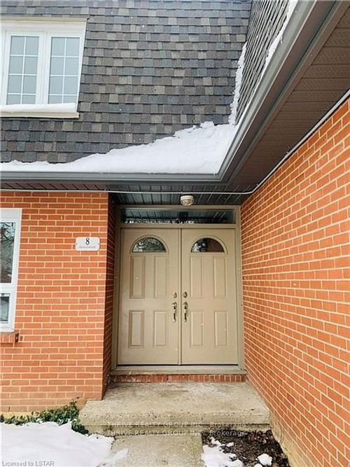 {{alt}} | Card Image