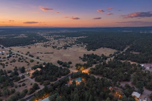 60 Gonzales Rd, Tijeras, NM, 87059-7628 | Card Image