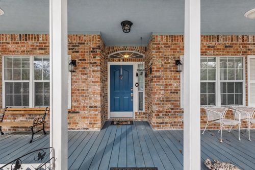 1001 Hemingway Dr, College Station, TX, 77845-5687 | Card Image