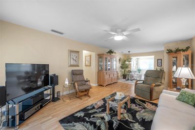 4C - 12200 Vonn Road, House other with 2 bedrooms, 2 bathrooms and null parking in Largo FL | Image 3