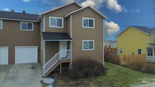 621 Britton Ln, Moscow, ID, 83843-8794 | Card Image