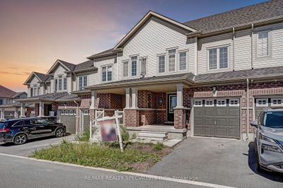 4 - 740 Linden Dr, Condo with 3 bedrooms, 3 bathrooms and 2 parking in Cambridge ON | Image 1