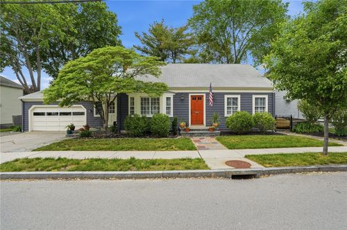 40 Haile St, Warren, RI, 02885-4002 | Card Image