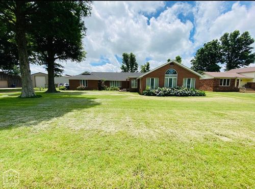 205 W Riverside, Marked Tree, AR, 72365 | Card Image