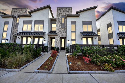 16646 Texas Hill Country Rd, Cypress, TX, 77433-7249 | Card Image