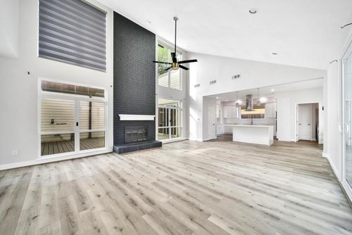 7607 Bankside Dr, Houston, TX, 77071-1801 | Card Image