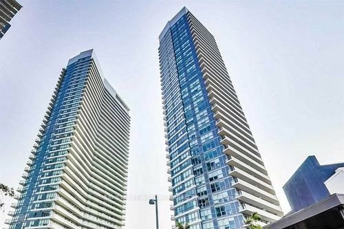 303-117 Mcmahon Dr, North York, ON, M2K0E4 | Card Image