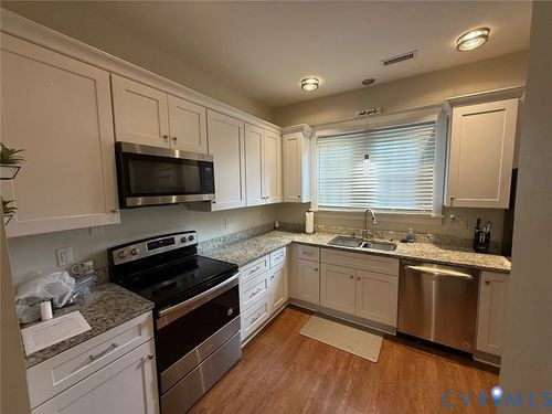 117 E 33rd St, Richmond, VA, 23224-1803 | Card Image