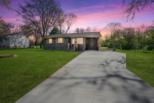 116 Yorktown Rd, Clarksville, TN, 37042-4020 | Card Image