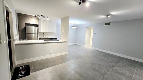 apt-202-1811 Jefferson St, Hollywood, FL, 33020-5453 | Card Image